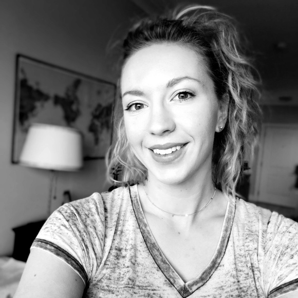 Meet your Posher, Carson - Picture 2 of 3